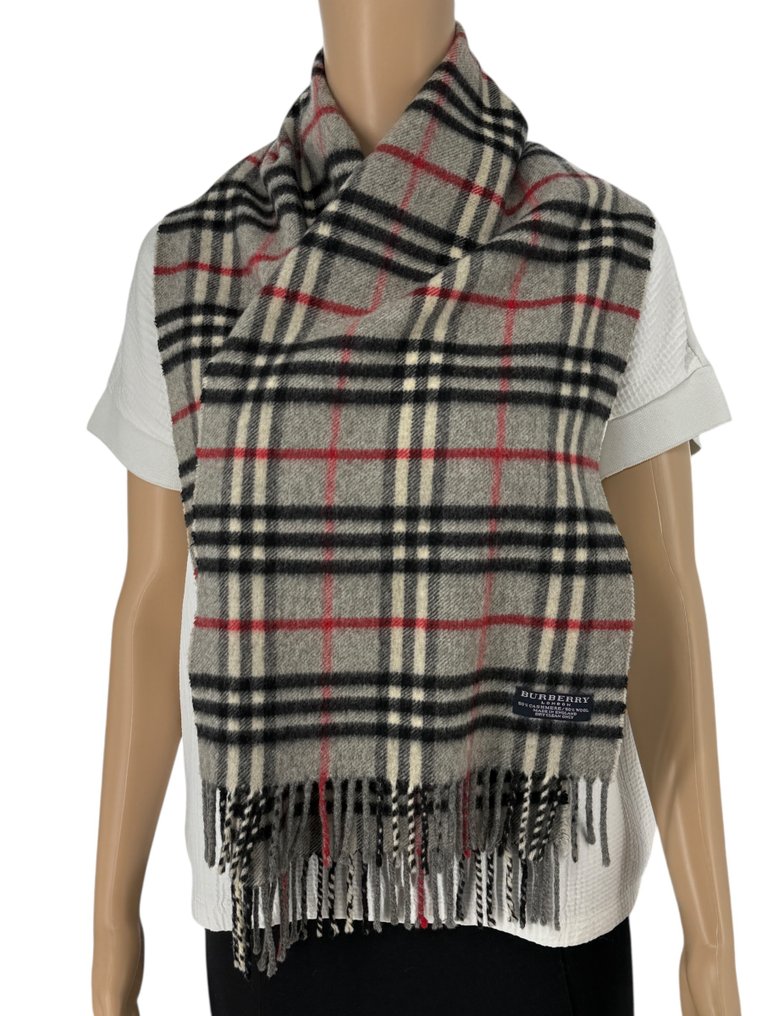 Burberry - Écharpe #1.0