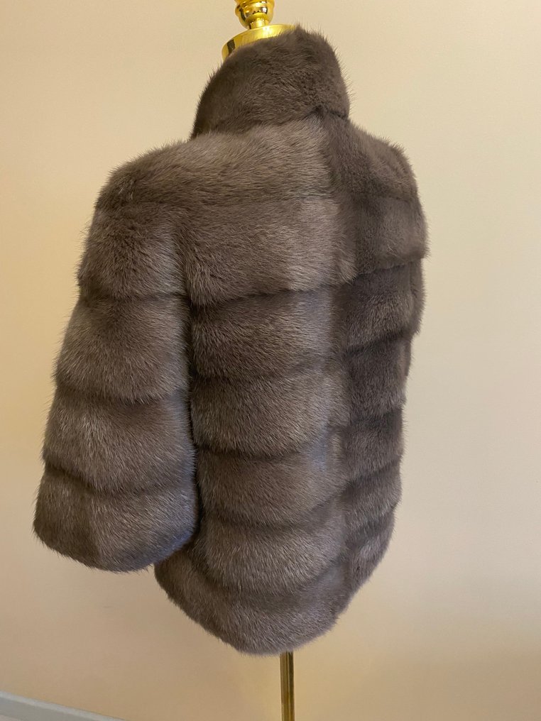 Artisan Furrier - 皮毛大衣 #4.3