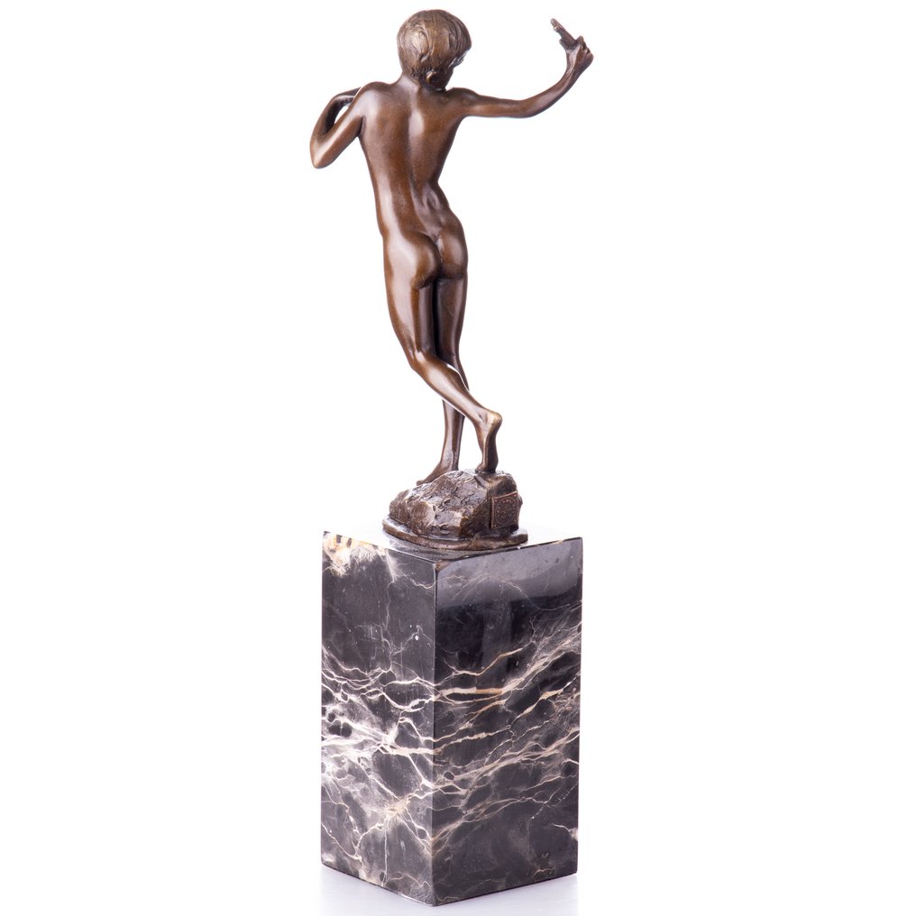 Φιγούρα - Bronzefigur Junge mit Steinschleuder 33CM - Μπρούντζος #1.0