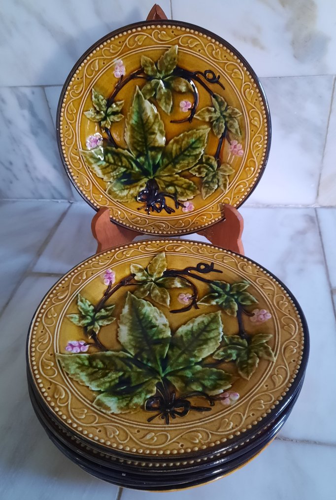 Onnaing - Art Nouveau 19e eeuwse barbotine dessertbordjes - Teller (6) - Töpferware #1.0