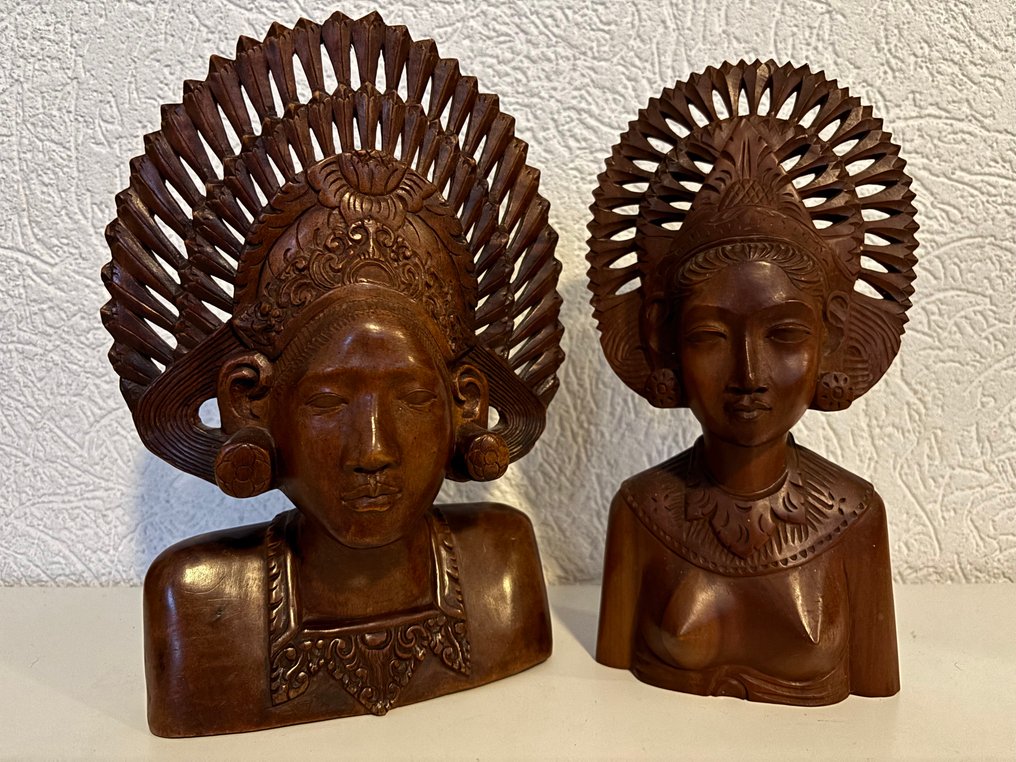 Set handcrafted Indonesian busts - Busto - Indonésia  (Sem preço de reserva) #1.0