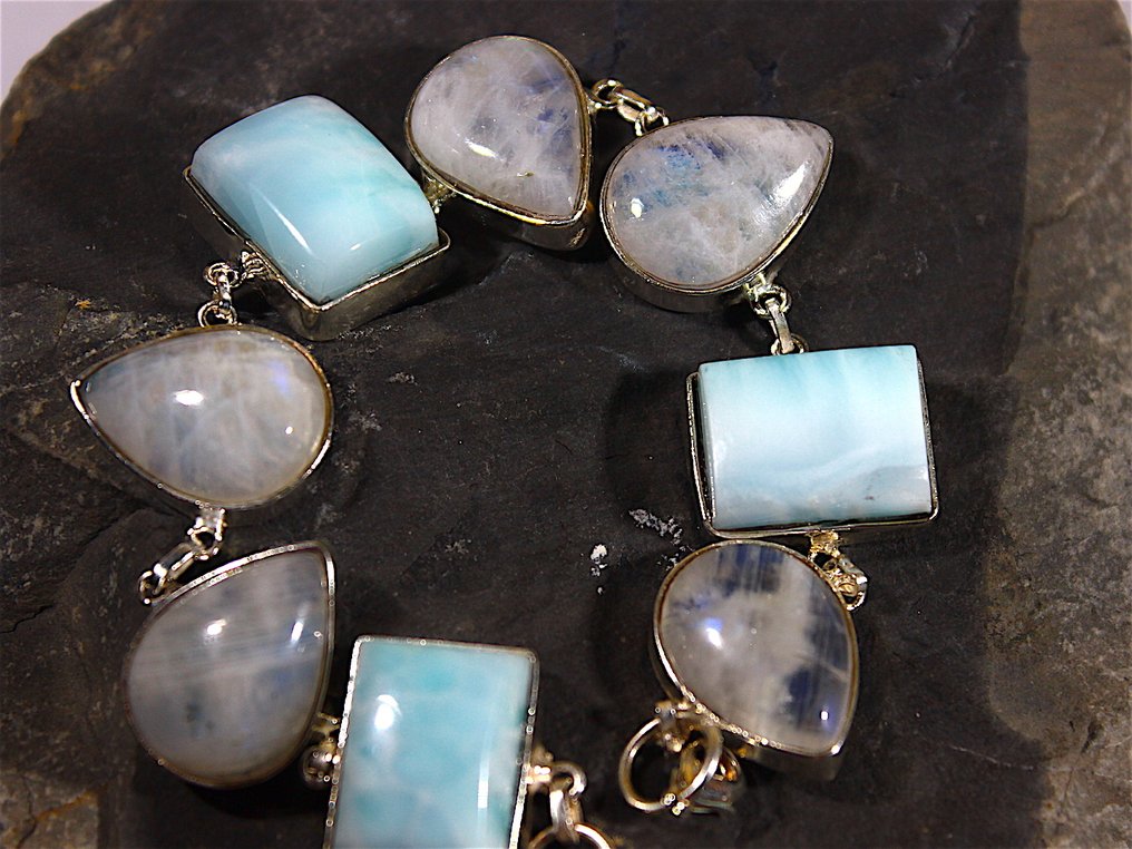 No Reserve Price - Bracelet with Larimar and Moonstone Handcrafted- 31.2 g #1.0