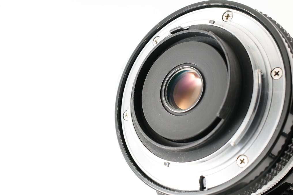 Nikon Nikkor Non-Ai 3.5/28mm [#961] | Cameralens #4.3