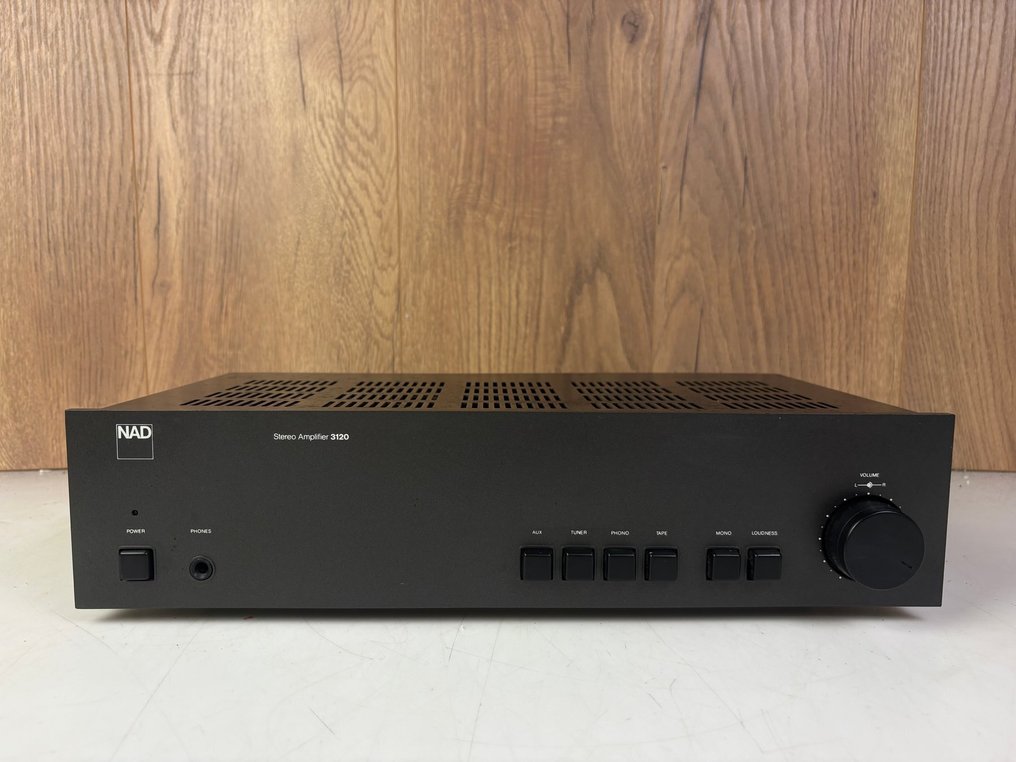 NAD - 3120 Wzmacniacz tranzystorowy #1.0
