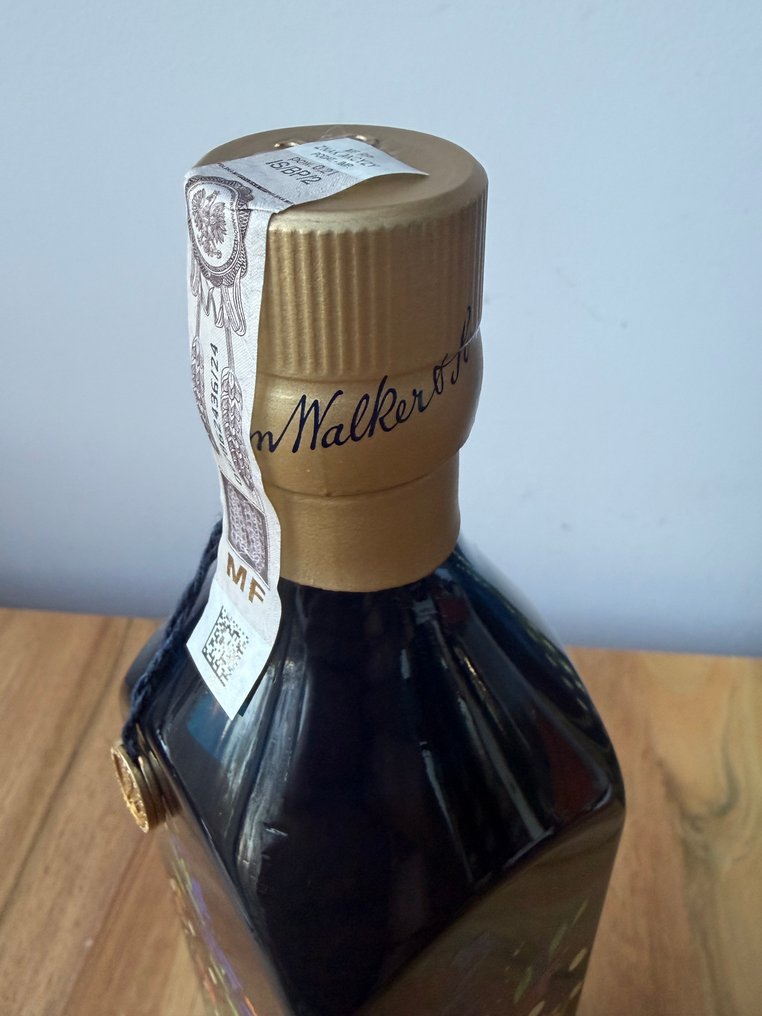 Johnnie Walker Blue Label Rahul Mishra Diwali Limited Edition  - b. 2025  - 700ml #3.2