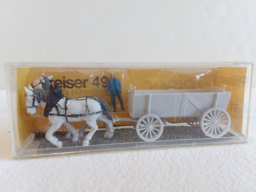 Preiser H0 - Model train scenery (6) - Various loading carts and carriages with draft horses for city and countryside #3.2