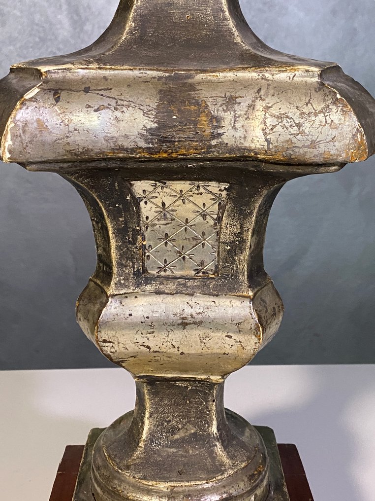 Lysestake - Tre - Antikk torchiere - opphøyd #2.1