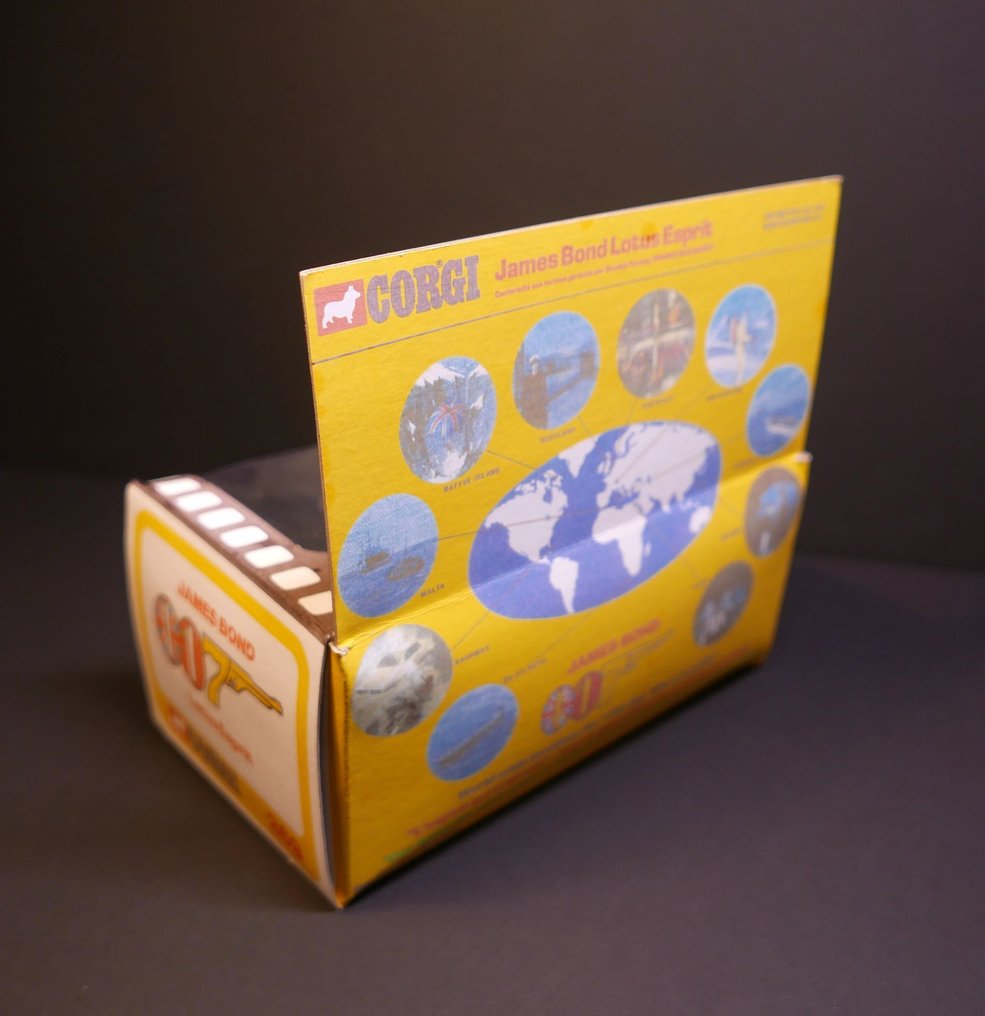 Corgi - Model car - 1977 - Lotus Esprit- The Spy Who Loved Me - 007  - 1/43 - Later Repro Box #4.3