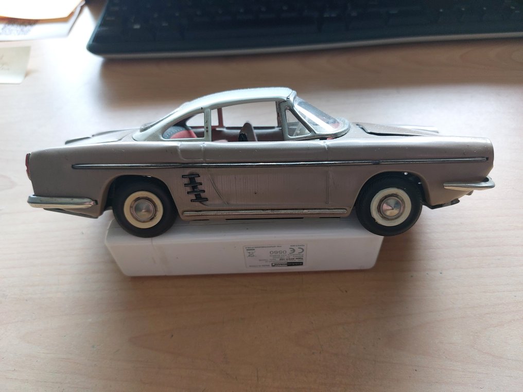 GAMA - Model car - Renault Floride, Unboxed #1.0
