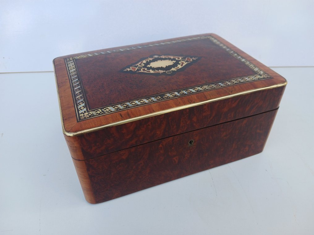 Grand coffret boite à bijoux en marqueterie Boulle Loupe d'orme thuya époque Napoléon III - Jewellery box - Gilt brass #1.0