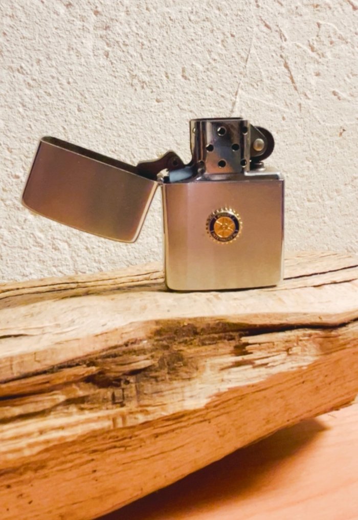 Zippo - Ingen mindstepris - Lommelighter - Stål (rustfrit) #1.0