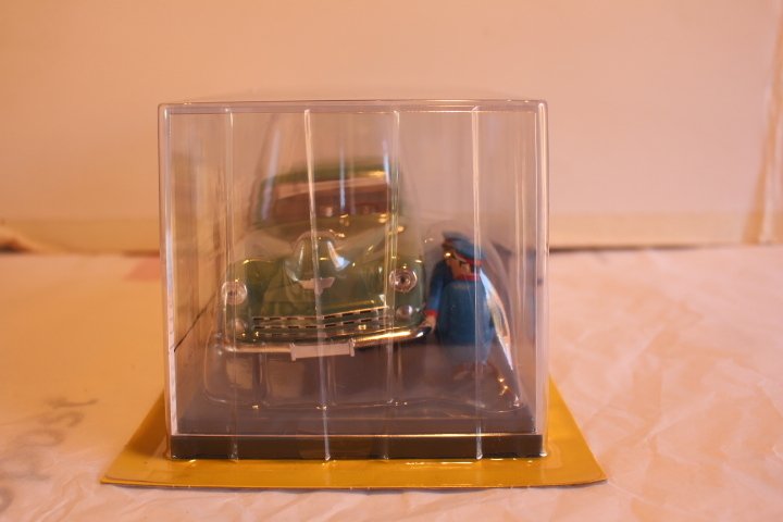 Moulinsart 1:24 - Model car - La Studebaker du Garage Simoun - Tintin Model #3.2