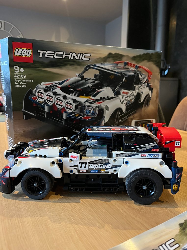 LEGO Set - 42109 - Technic - App-Controlled Top Gear Rally Car #1.0