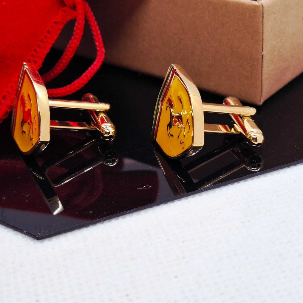 镀金18k（750） - 袖扣 - 法拉利。 #4.3