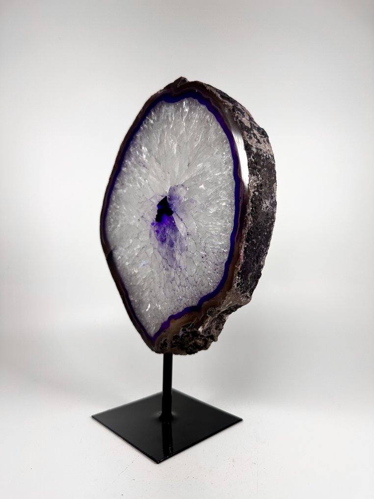 Αγκάτη με γεώδη κρύσταλλο σε βάση. Γαιώδης - Ύψος: 210 mm - Πλάτος: 150 mm- 1069 g #1.0