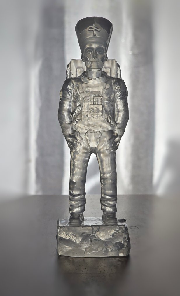 Imbue (1988) - Ancient Astronaut Nefertiti - Crystal Edition #1.0