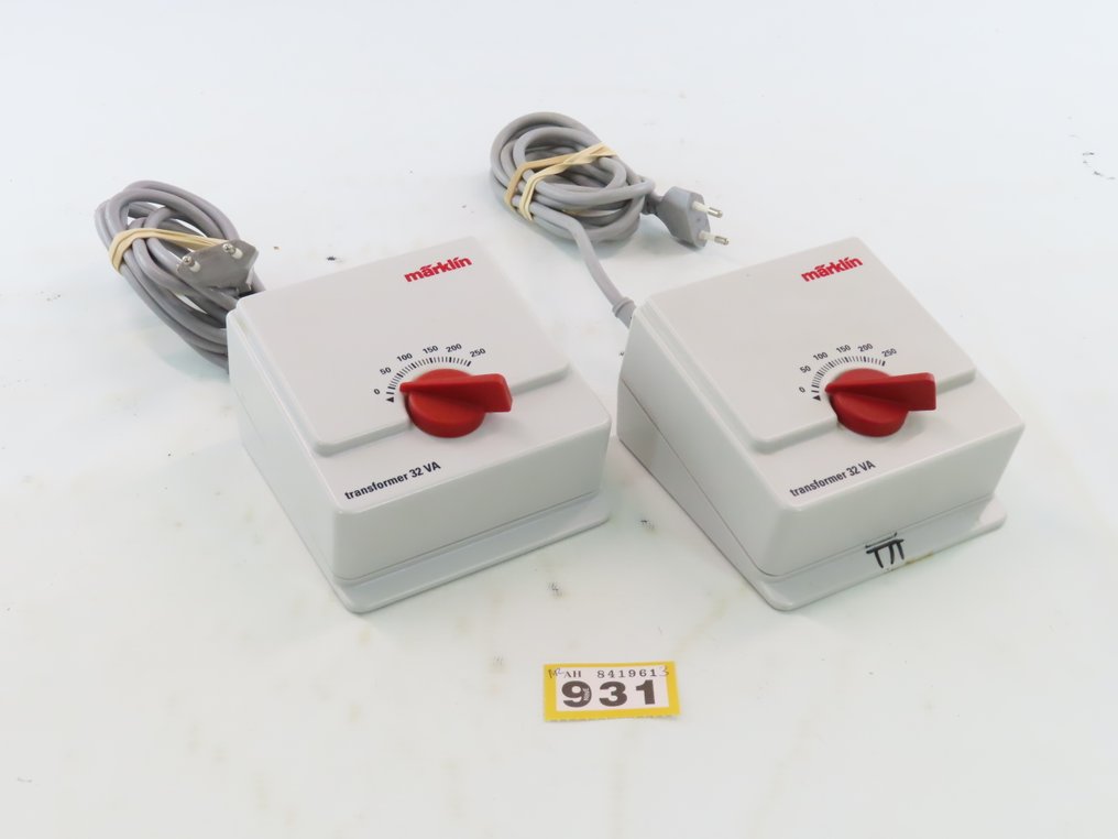 Märklin H0 - 6647 - Unitate de control machetă tren (2) - 2x 32VA regulator de tensiune de linie/transformator puternic #2.1