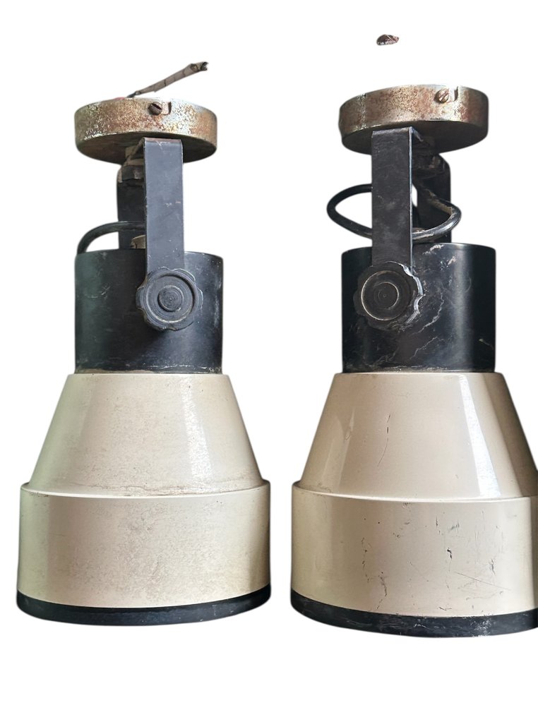 Faretto (2) - Plastica - Foco design #1.0