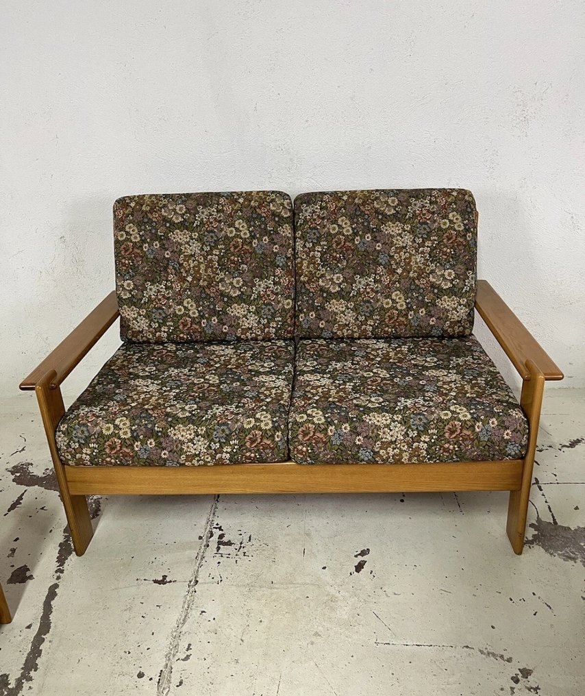 Armchair - Wood, Textile - Set of a two-seater sofa and two armchairs with a wooden structure. #2.1