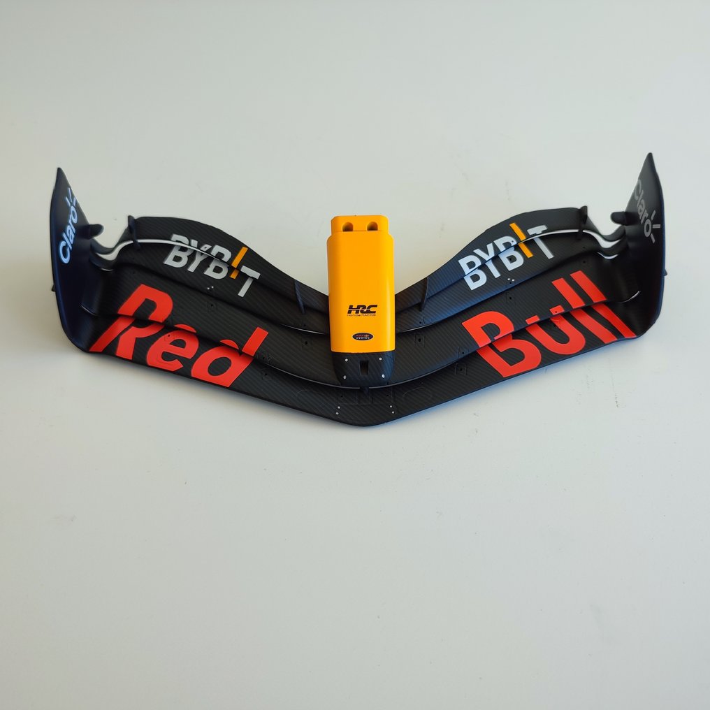 Red Bull Racing - Max Verstappen - 2023 - Πτερύγιο εμπρός κλίμακα 1/8 #1.0