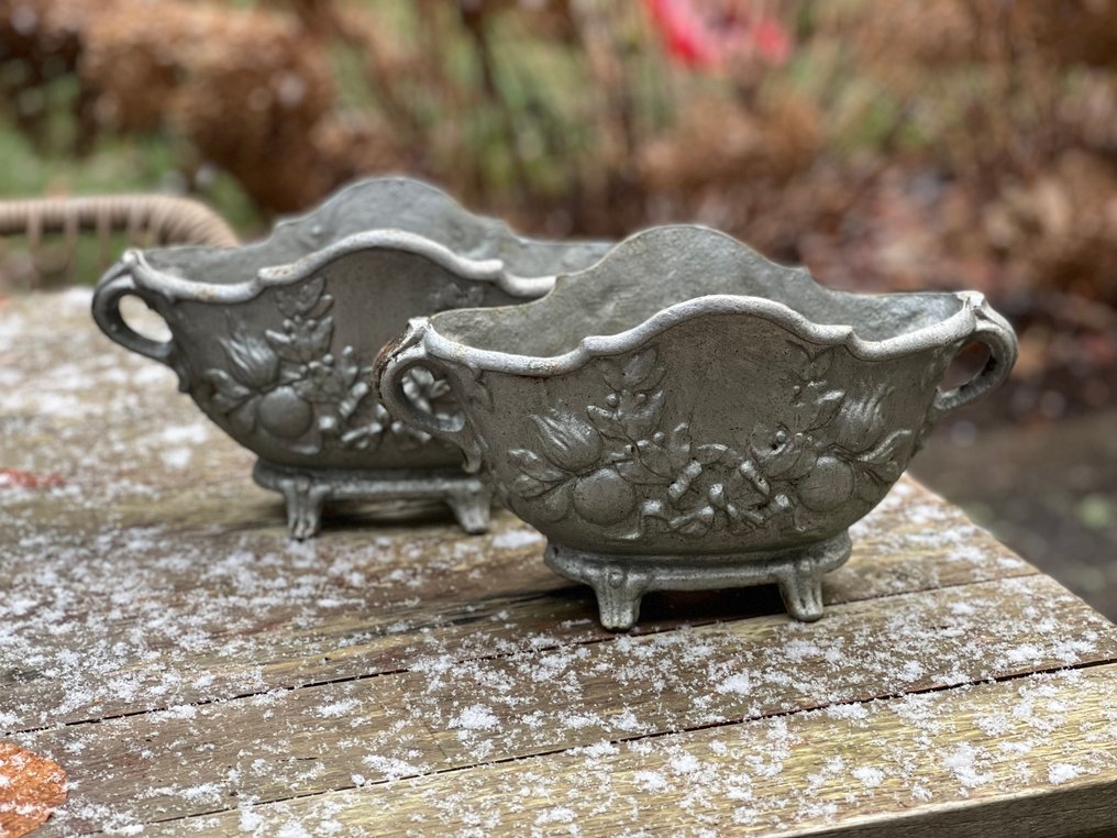 大盘子 (2) - 铸铁 - 古董花盆 #1.0