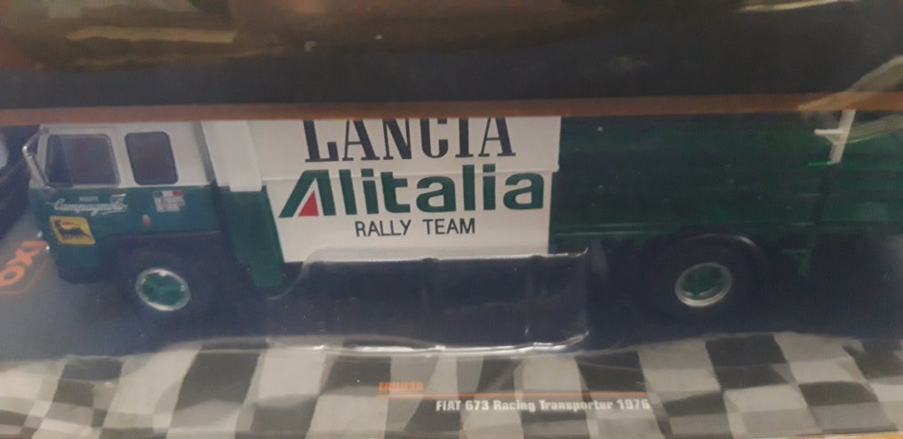 IXO 1:43 - Modell teherautó - FIAT - 673 Racing Team #3.2