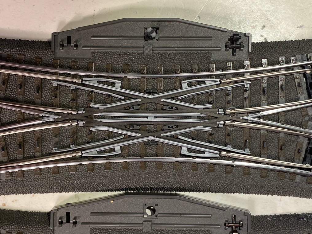 Märklin H0 - 24624 - 模型火車軌道 (3) - 3个状态良好的英国式轨道转换器，经过测试且正常工作 #2.1