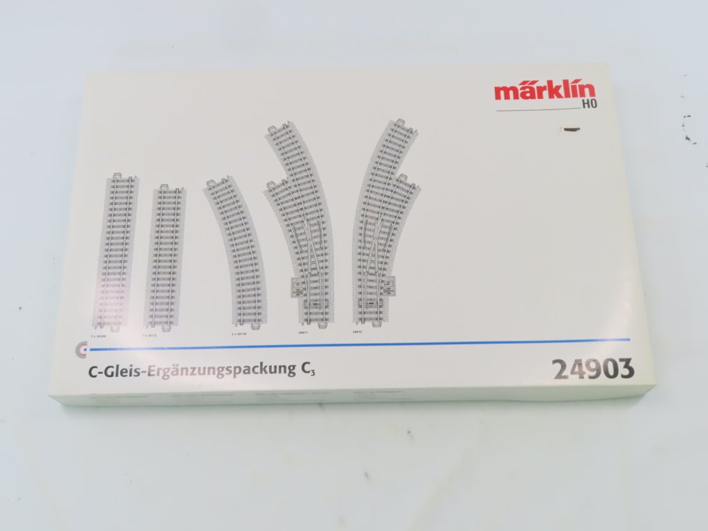Märklin H0轨 - 24903 - 模型火车车轨 (1) - 18件套C3扩展套装，配有弯曲/直线轨道件及带弯曲的手动转辙器（左/右）。 #2.1