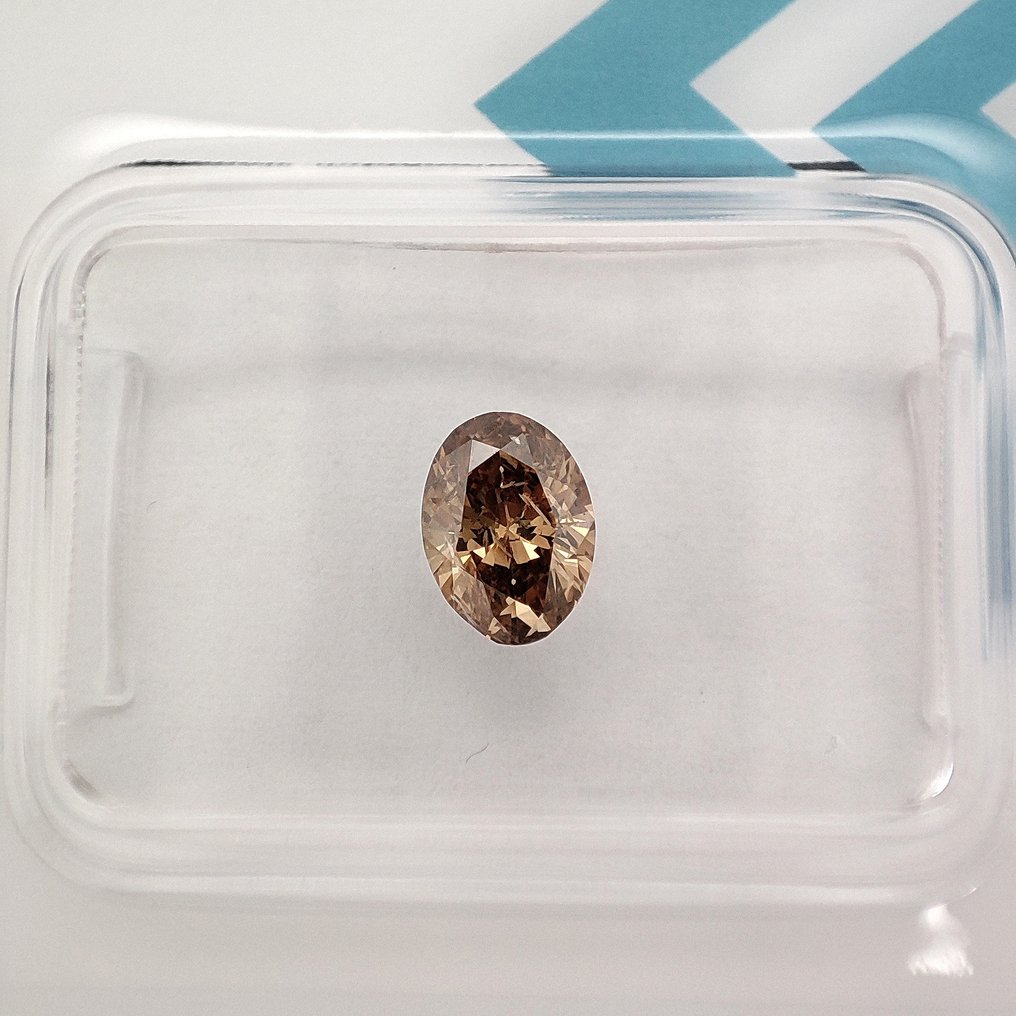 Ingen reservasjonspris - 1 pcs Diamant (Naturfarget) - 0.61 ct - Oval - Fancy Brun Oransje - SI2 - Det internasjonale gemologiske institutt (IGI) #1.0