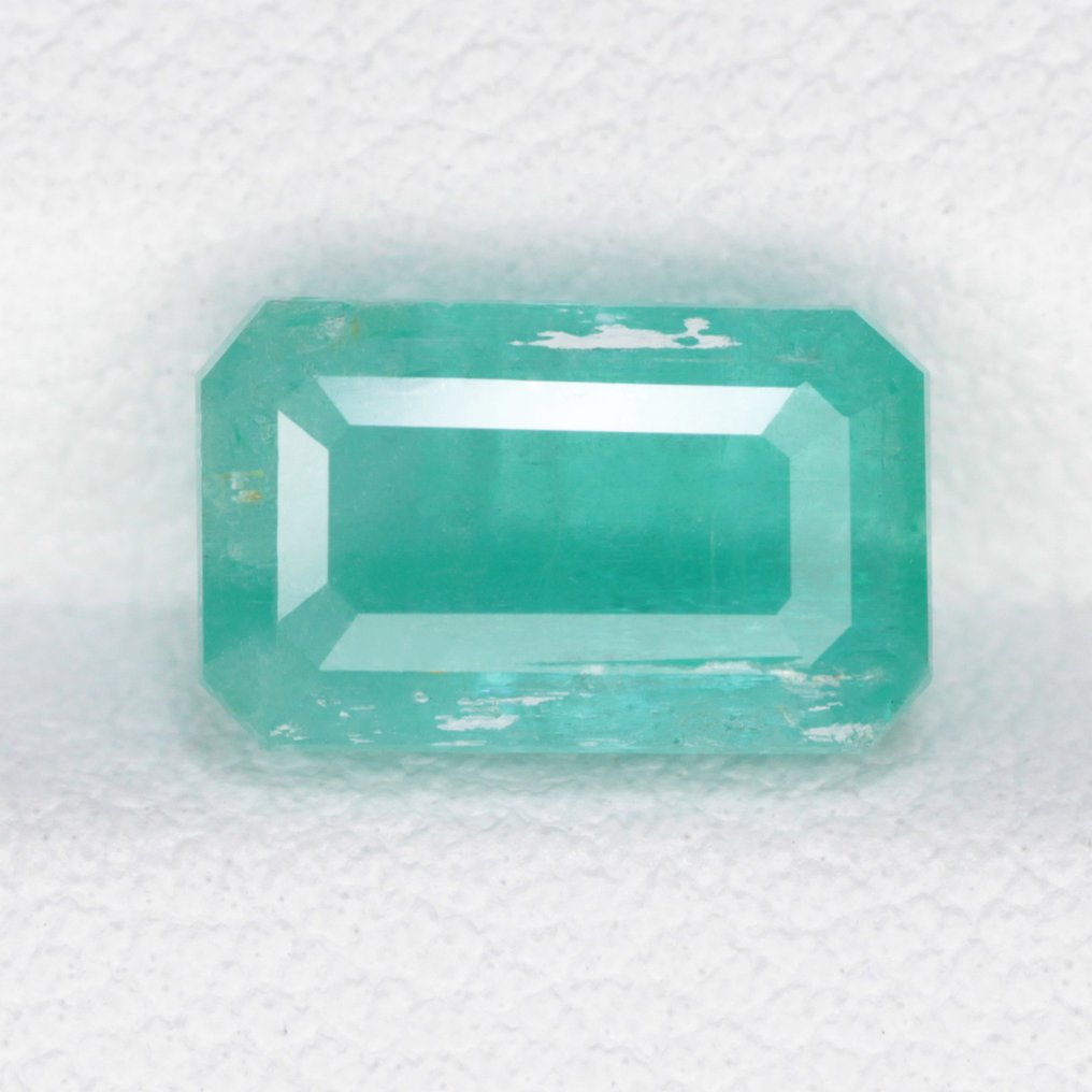 χωρίς τιμή ασφαλείας - 1 pcs Πράσινο Σμαράγδι - 2.06 ct - Διεθνής Ένωση Έγχρωμων Πολύτιμων Λίθων (ICA GemLab) - AAA Πρωτοκλασάσια Ποιότητα #1.0