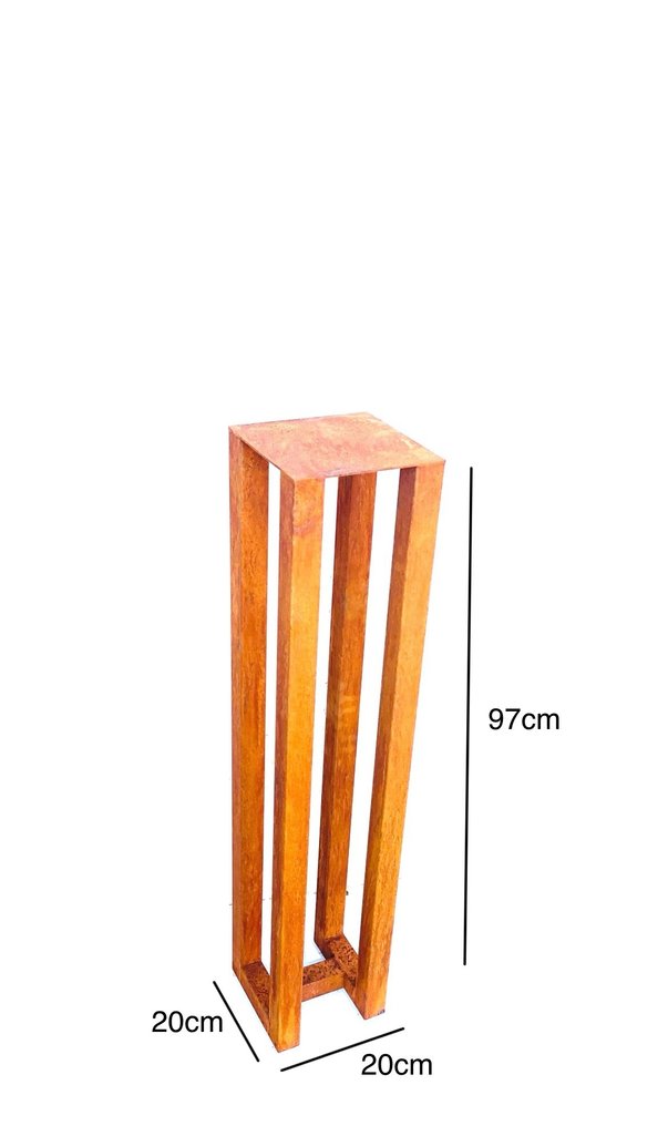 Ana Lucia B.M - Pie Pedestal Corten #1.0