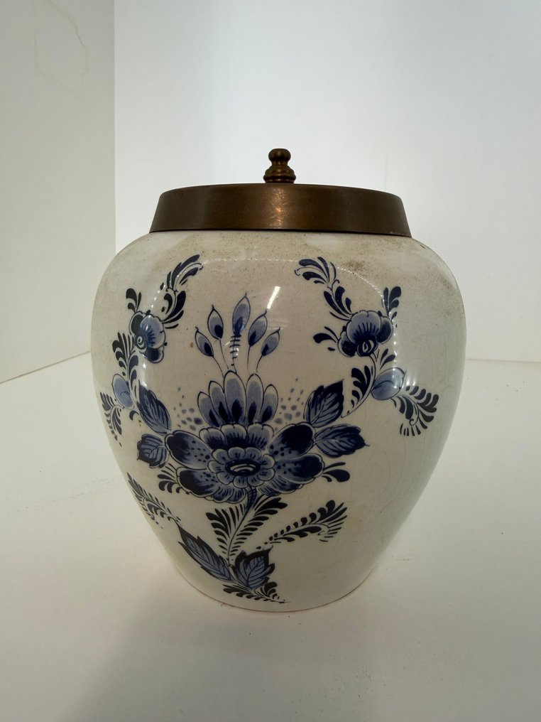 Kunstaardewerkfabriek Regina, Gouda - Ven Nelle - Tobakkskrukke - tobakkbutikk - Keramikk #2.1