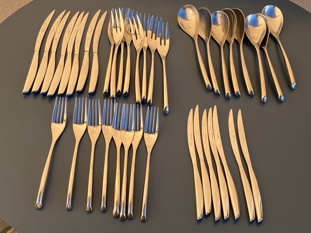 Sambonet - Modello : “Aieta / Curve” - Σετ μαχαιροπήρουνων (39) - Χάλυβας - Σετ μαχαιροπήρουνα για 8 άτομα. #1.0