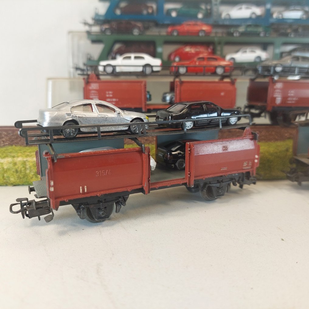 Märklin H0 - 4612/4234/4084 - Τρένο μοντελισμού μεταφοράς εμπορευμάτων (6) - 6 αμαξώματα αυτοκινήτων με φορτωμένα αυτοκίνητα. - DB #4.3