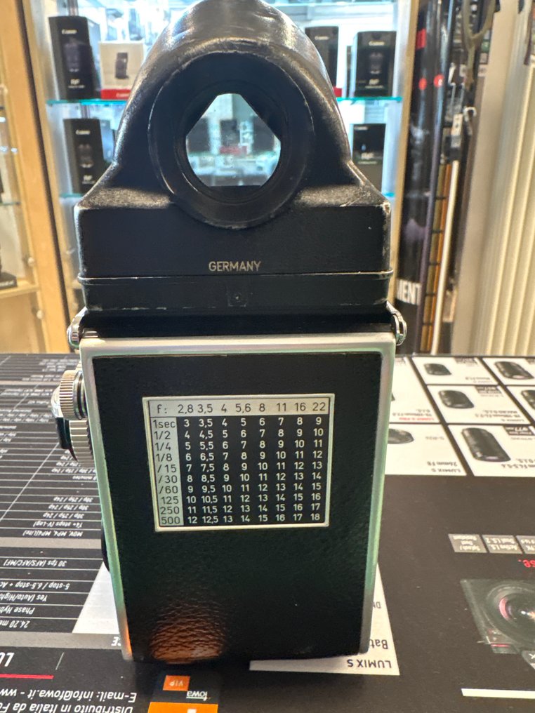 Rollei Rolleiflex 3.5F 120 / medium format camera #2.1