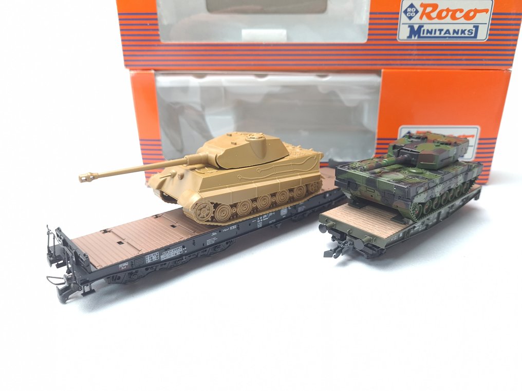 Roco, Minitanks H0 - 689/802 - Model train freight carriage (2) - 2x heavy-duty vehicles with Tiger II and Leopard II #1.0