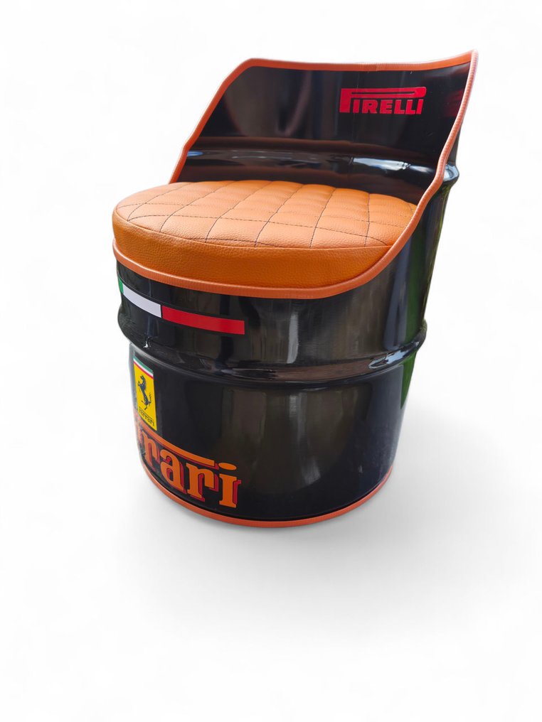 tuoli - L&H Art - Zwarte Ferrari stoel - 2025 #3.2