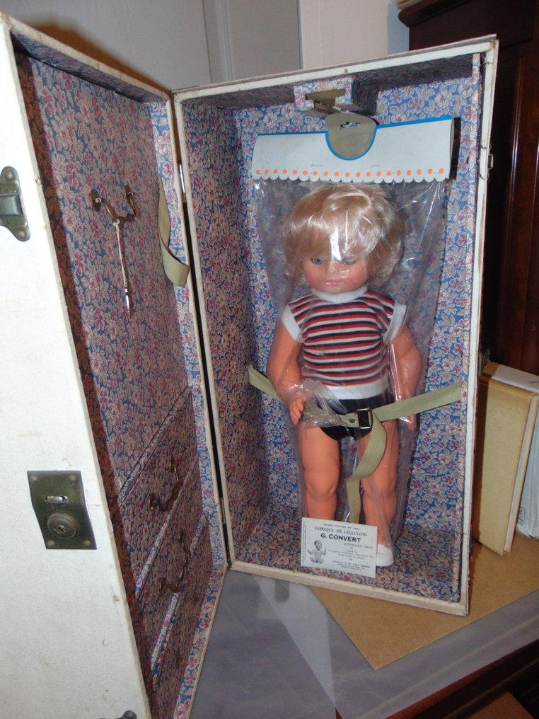 G. Convert  - Poupée convert - France #1.0