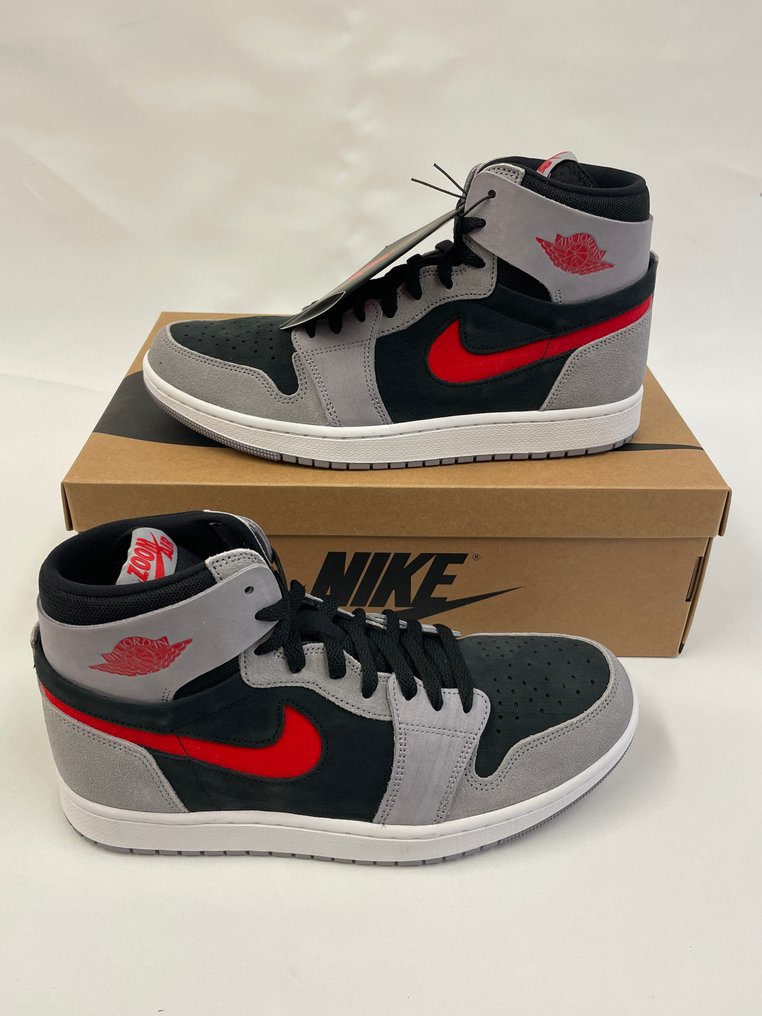 Nike - Air Jordan 1 High, Zoom Air CMFT 2 Black Fire Red Cement - Sneakers - Size: EU 44 - New with tags #1.0