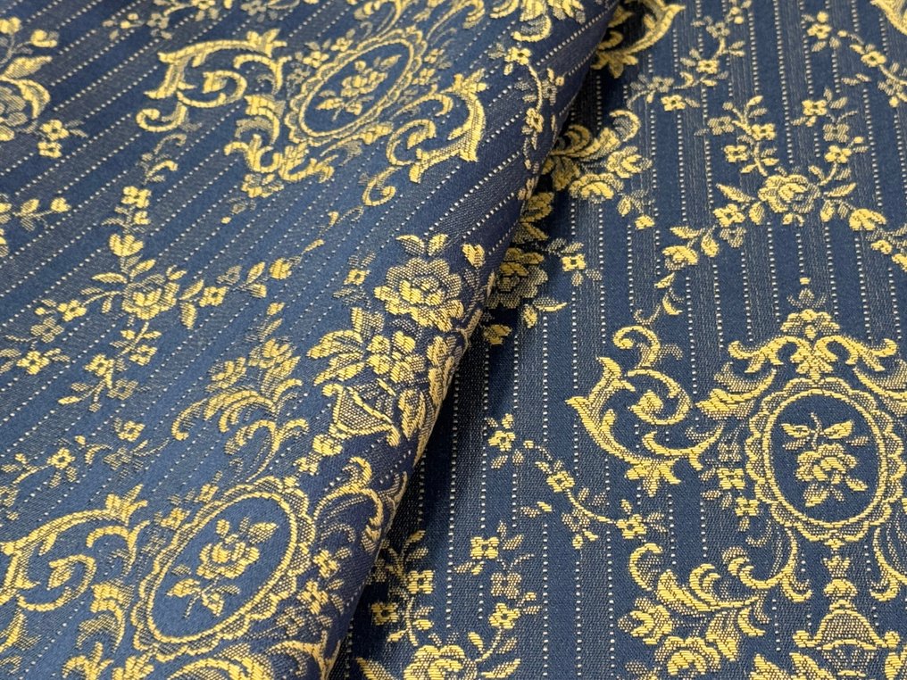 Ewiger Luxus: Der Jacquard mit königlichem Charme - Polsterstoff  - 2.5 m - 2.5 m #4.3
