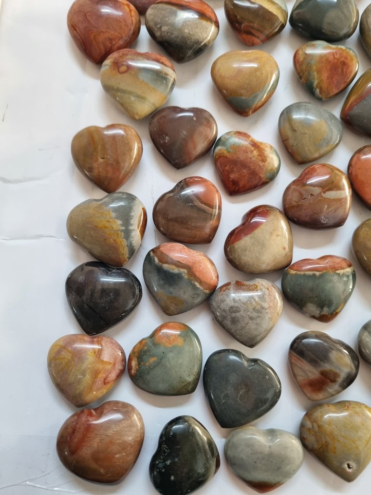 Μεγάλη συλλογή με πολύχρωμες καρδιές από τζάσπερ, 3,7 - 3,2 εκ. Καρδιά- 1146 g - (50) #3.2
