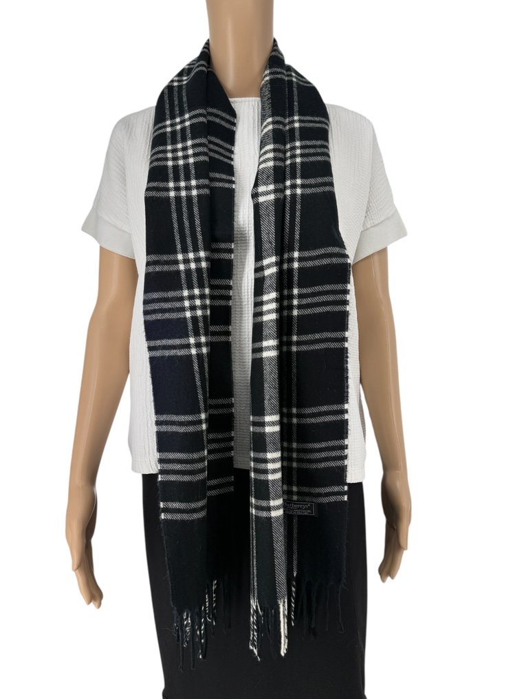 Burberrys - Eșarfă #3.2