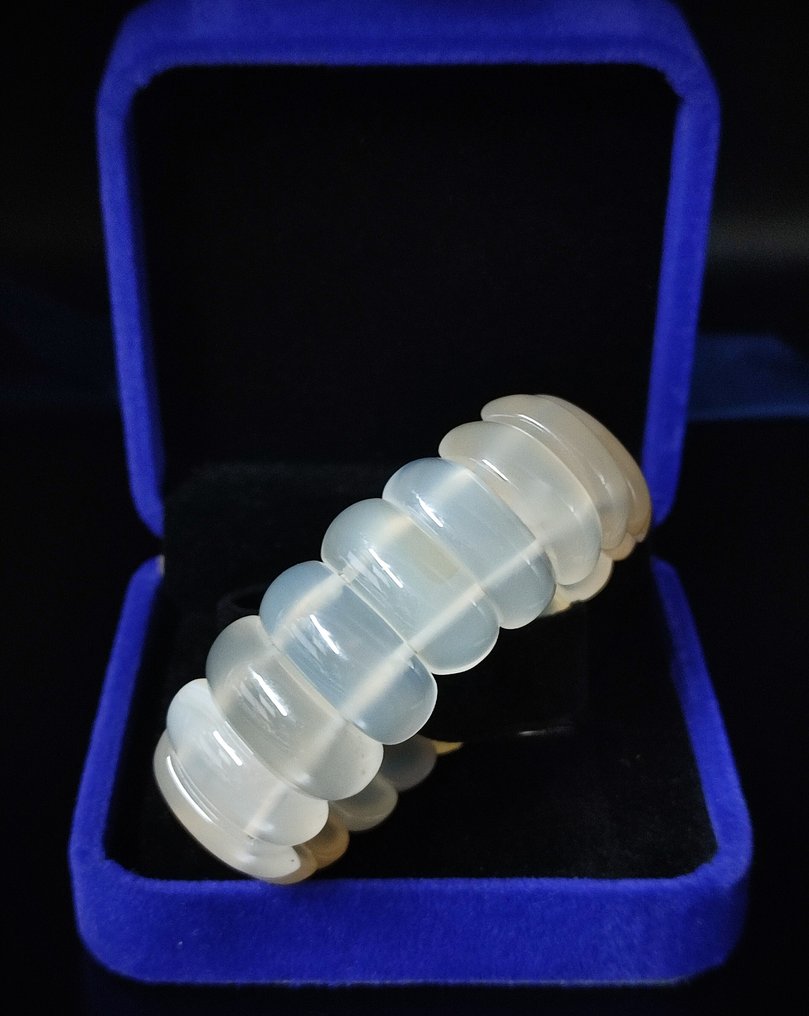 美丽的白玛瑙手链，配有礼品盒 - 手鈪 #4.3