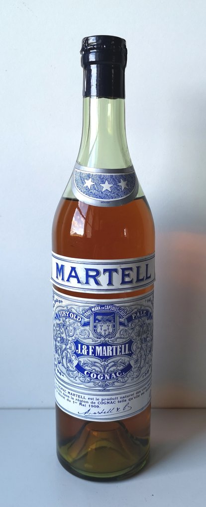 Martell - Cognac VOP - 3 Star - spring cap  - b. 1950s - n/a (70cl-75cl) #1.0