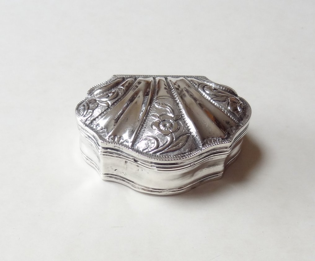 鼻烟盒 - .833 银 - Snuifdoos，Middelburg。 #1.0