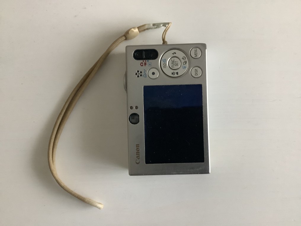 Canon IXUS 70 Digital camera #2.1