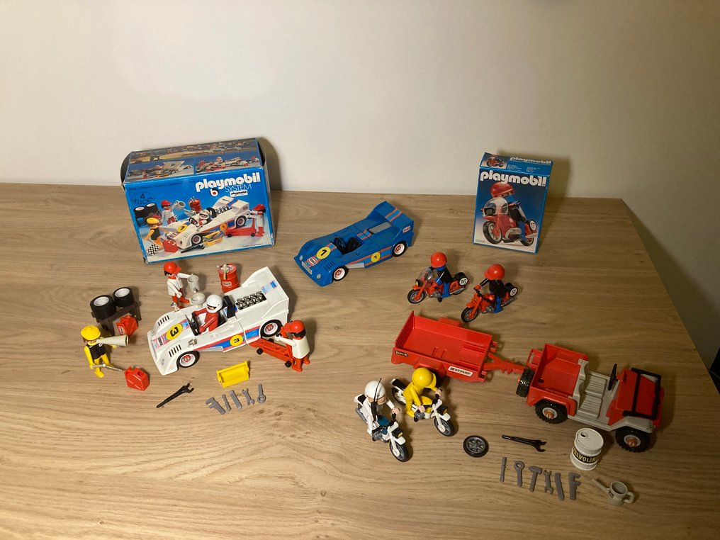 Playmobil - System - Playmobil Racewagen met pitstop + racemotors + racemotor transport - 1970-1980 - Germany #1.0