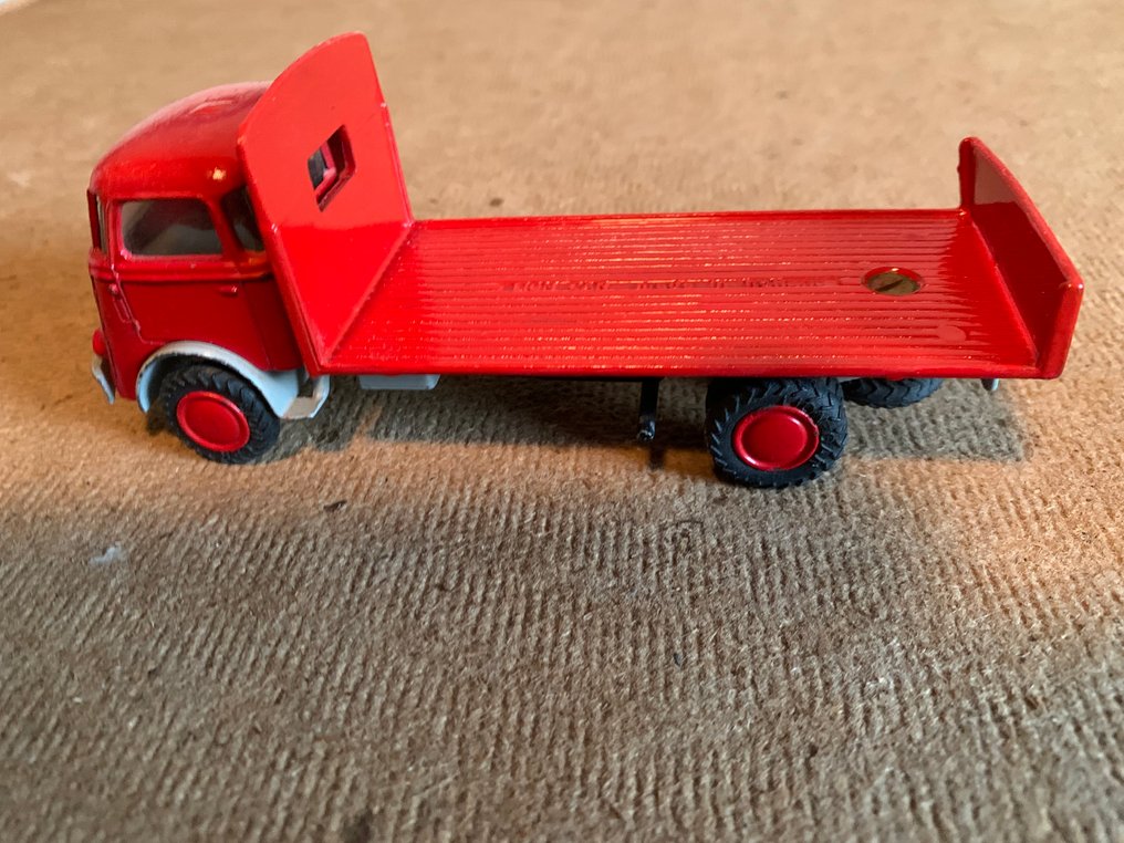 LION Car 1:43 - Machetă camion  (2) - DAF plateauwagen - Camion cu față de 1400 și torpedofront #2.1