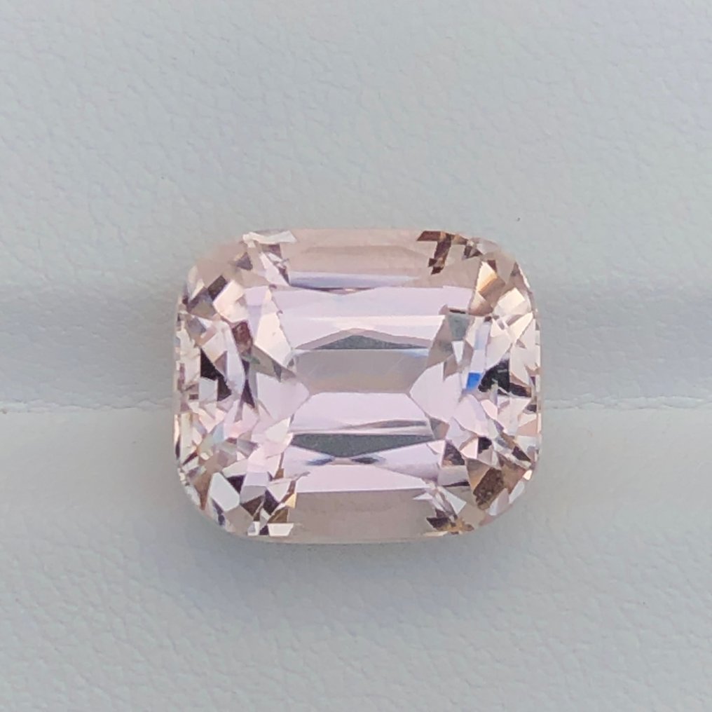 没有保留价 - 1 pcs  粉色 锂辉石  - 12.90 ct - 国际宝石研究院（IGI） - 天然昆士璧 #1.0