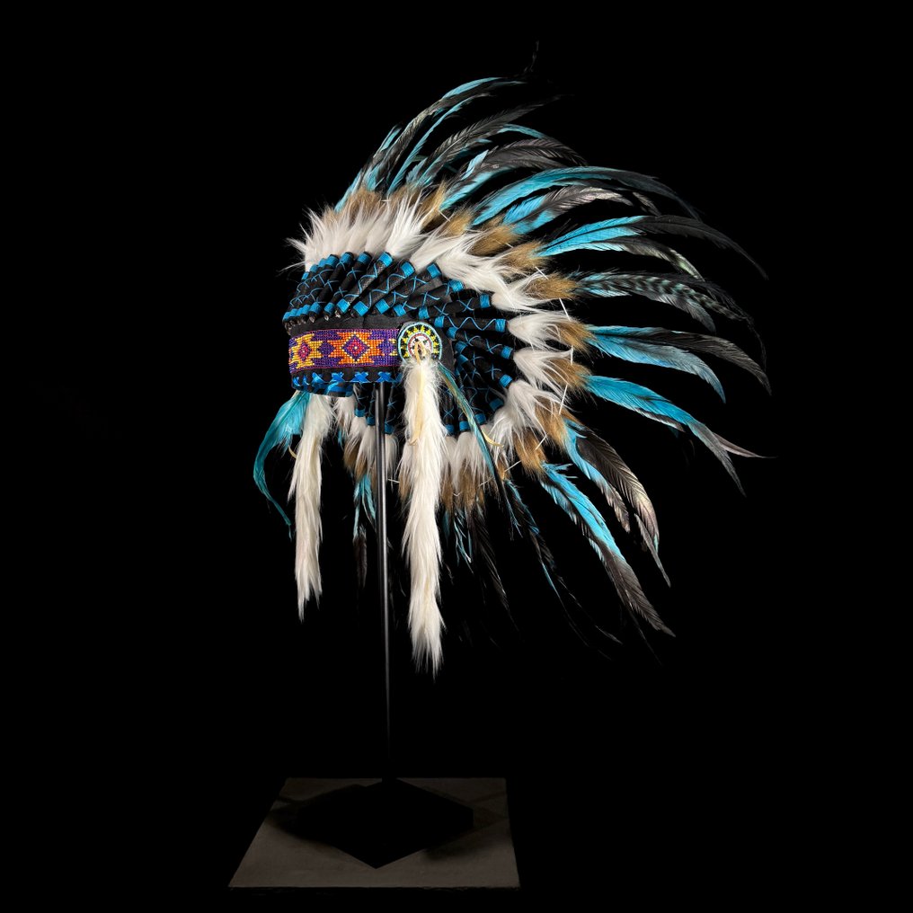 Διακοσμητικό στολίδι - NO RESERVE PRICE - Stunning Remake Indian Headdress on a custom stand - #7 - Ινδονησία #4.3